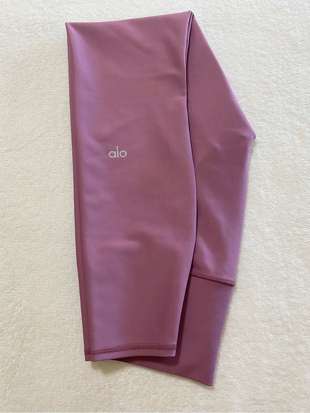 ALO Matching set Airlift Intrigue Sports Bra & Leggings RARE Color Mauve Size XS - Picture 3 of 15